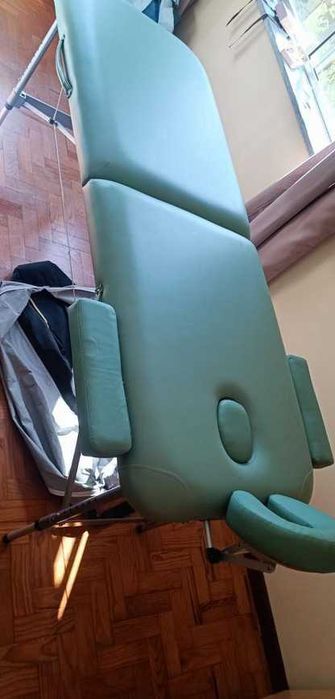 Marquesa portátil de massagem