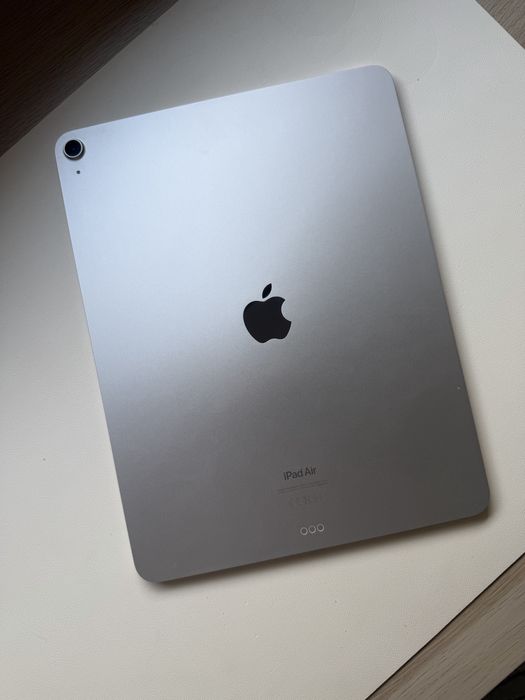 ipad air 13 cali 2024 Wifi 256 GB stan idealny prawie nowy