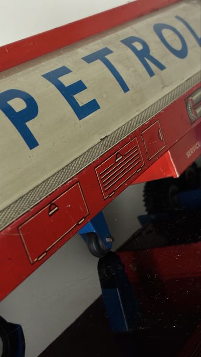 Stara Zabawka PRL PETROL  metalowa cysterna 1966 rok
