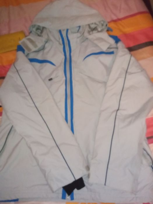 Kurtka narciarska Salewa.