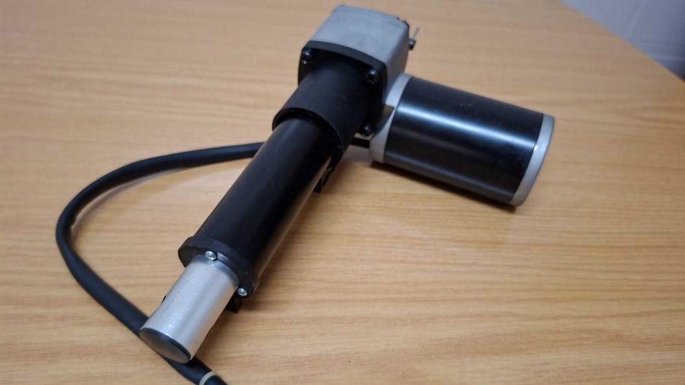 Atuador Linear Elétrico com Motor (A)