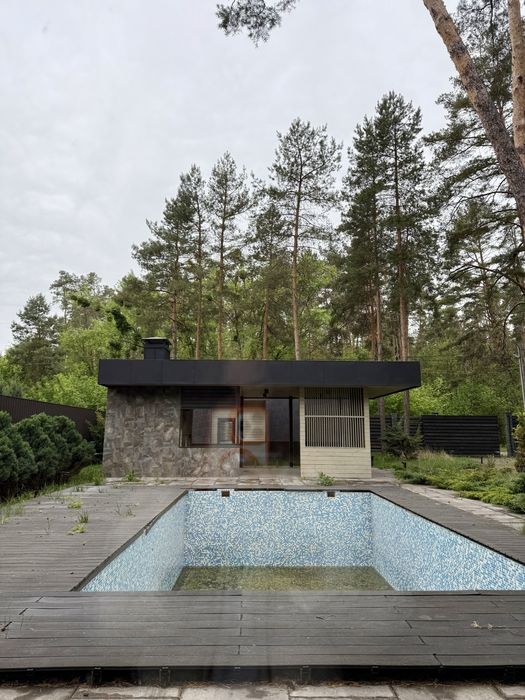 Котедж ЗРУБ 11 соток з Басейном та Банею ! Біля лісу