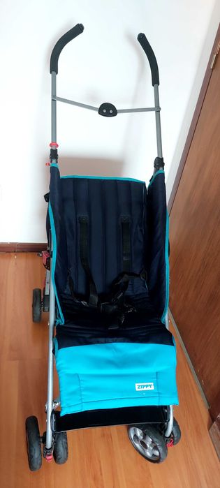 Carrinho bebé (novo)