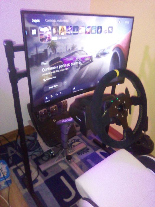 Logitech g923 e playseat evo branco  LER DESCRIÇÃO