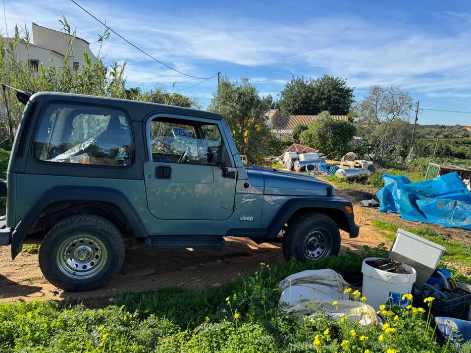 Jantes com pneumaticos para Jeep Wrangler TJ