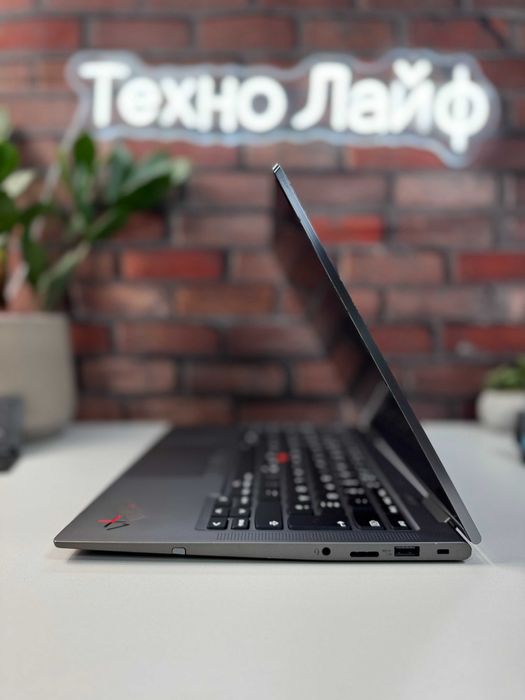 Сенсорний ноутбук Lenovo ThinkPad X1 Yoga G6·i7-1185G7·16GB+SSD256·IPS