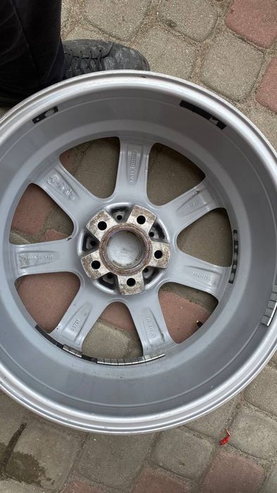 Продам титани р17 5 на112