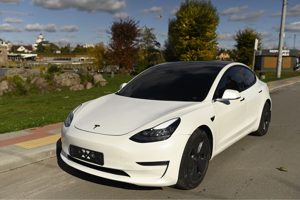 Топ варіант Tesla 3 2019р  Dual Motor FSD 75