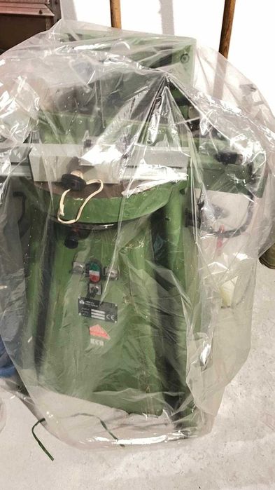 Cizalha / Guilhotina Eletrónica MORSO para molduras e quadros.