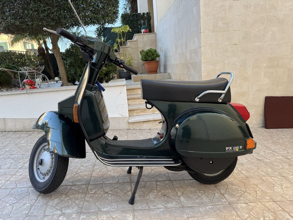 VESPA PX 125 E British Green