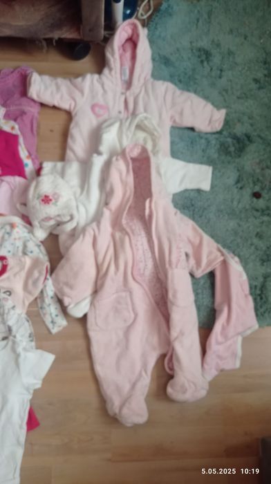 Ubrania dla dziewczynki