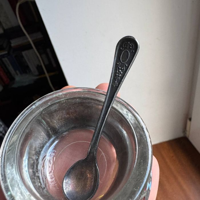 Solniczka Srebrzona emalia z łyżeczką Biomet PRL