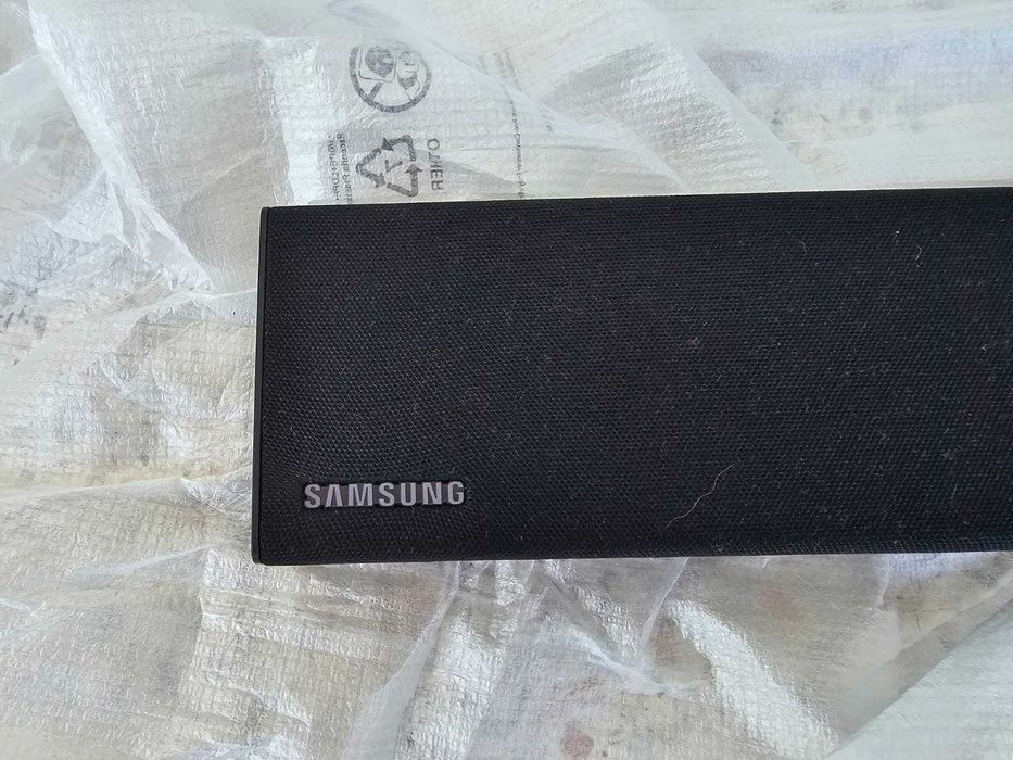 Soundbar Samsung HW-T420 150W Dolby Digital 2.1 Bluetooth