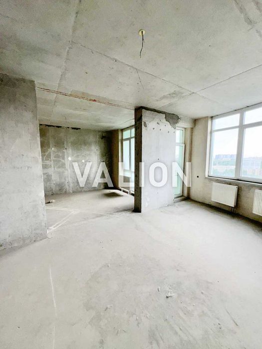 Продам 3 кімнатну квартиру. 121м2   ЖК Смарагдовий. Шаповала 2