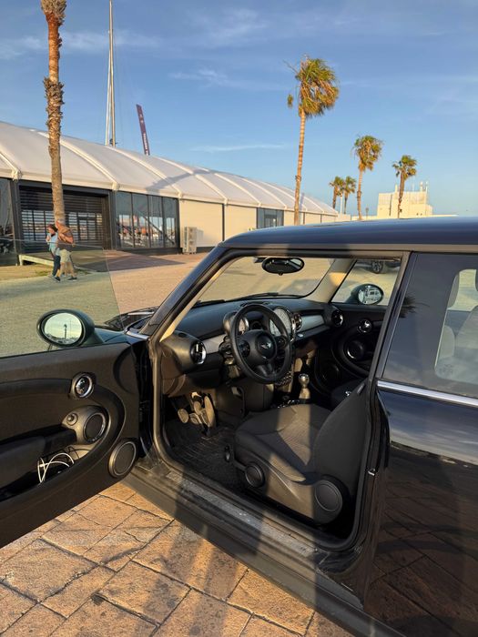 Mini Cooper ONE D