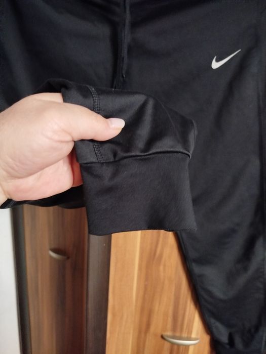 Spodnie dresowe damskie ocieplane Nike rozmiar S stan bardzo dobry