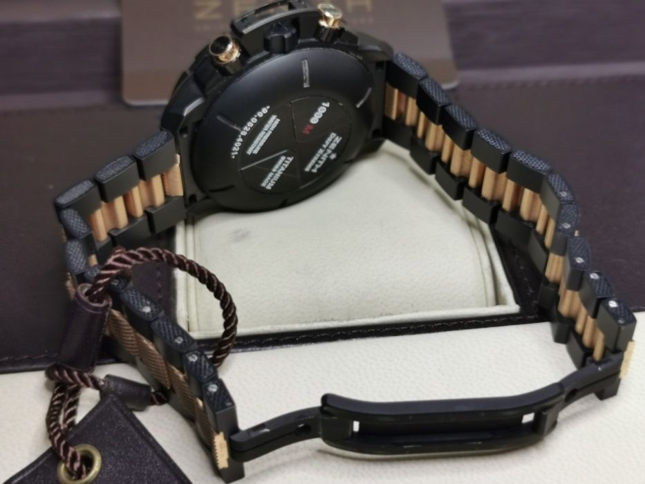 Zenith Xtreme cronometro el primero 1000m. titanio oro