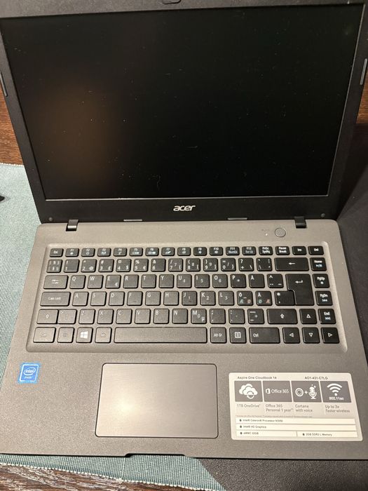 Laptop Acer Aspire One 14