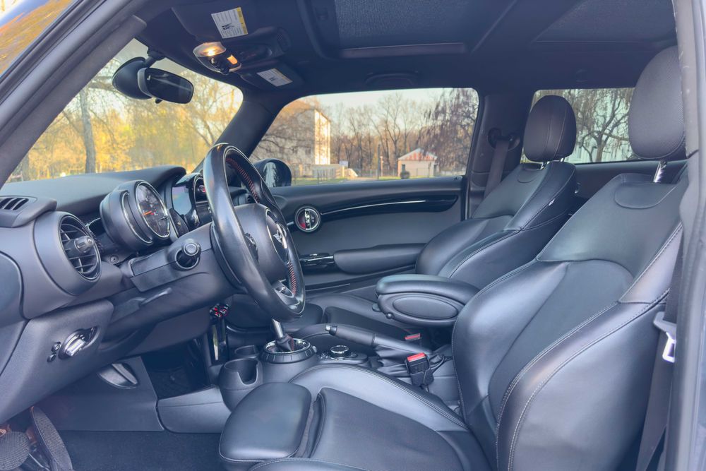 Mini Cooper S F56S 2014 carplay, harman kardon. jcw кермо