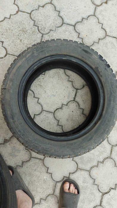 Резина 205/75 R16 . Пара, зима .Протектор 7-8мм
