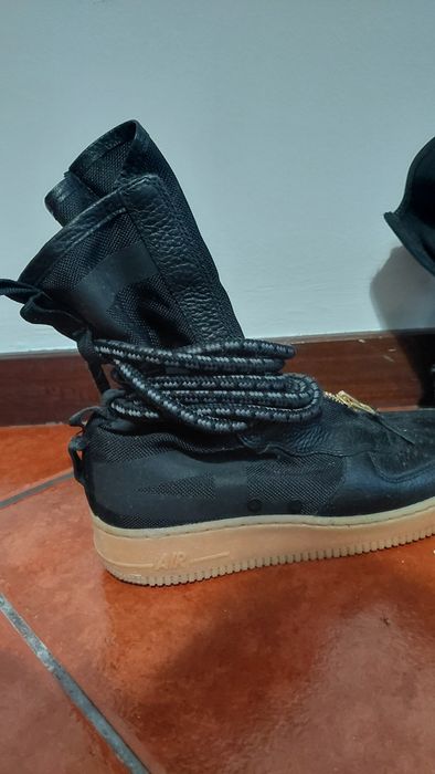 Nike SF Air Force 1 High 44 NOVAS nunca usadas