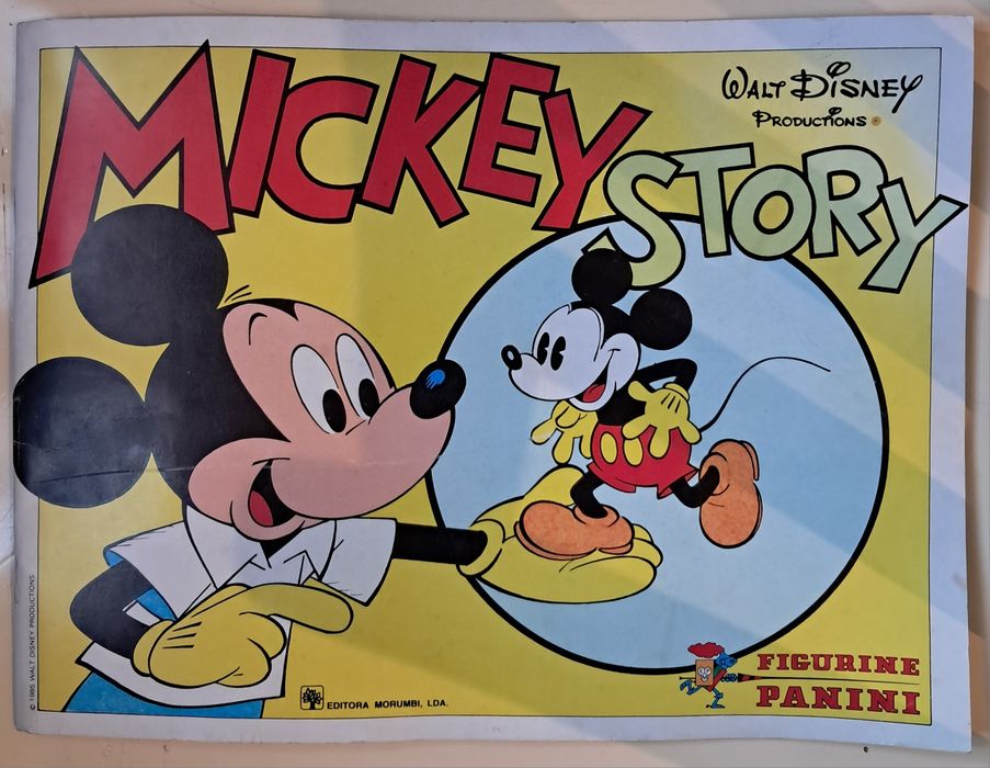 Walt Disney Caderneta de Cromos " Mickey Story"