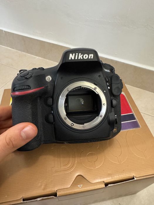 Nikon D800 DSLR Camera Body + Original Box