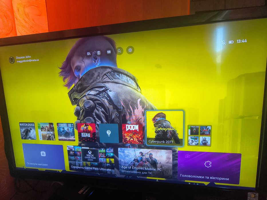 Xbox One X. 1Tb. Original