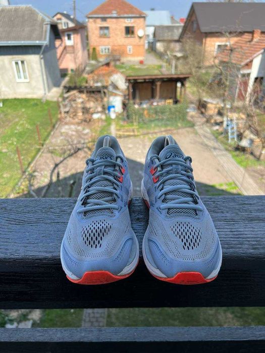 Кросівки ASICS GT-2000