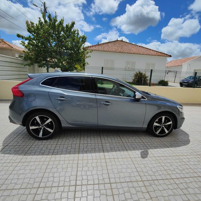 Volvo V40 Rdesign 2019