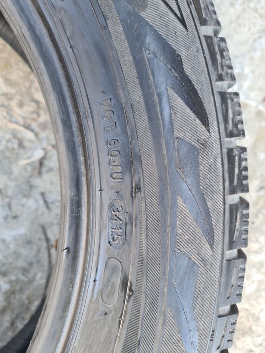 Шина Nokian 215 60 r17