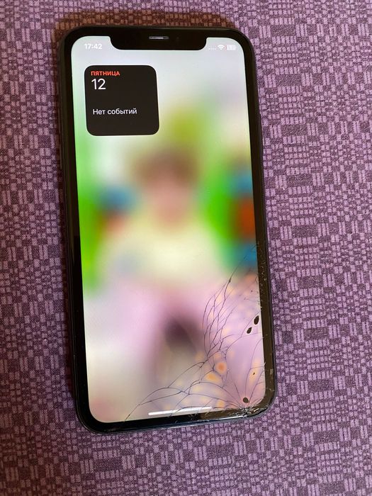 Продам Apple 11