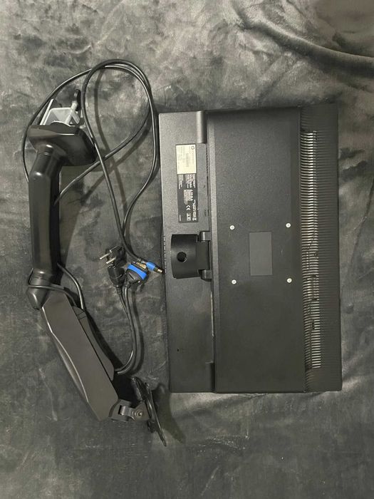 Monitor e suporte