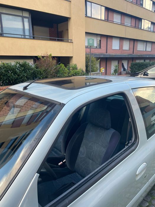 Renault Clio 1.6 - 140 000 km