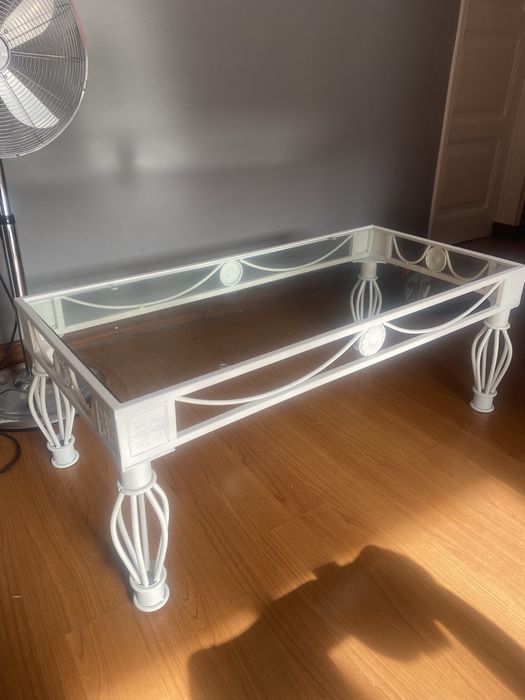 Mesa de apoio com vidro como nova