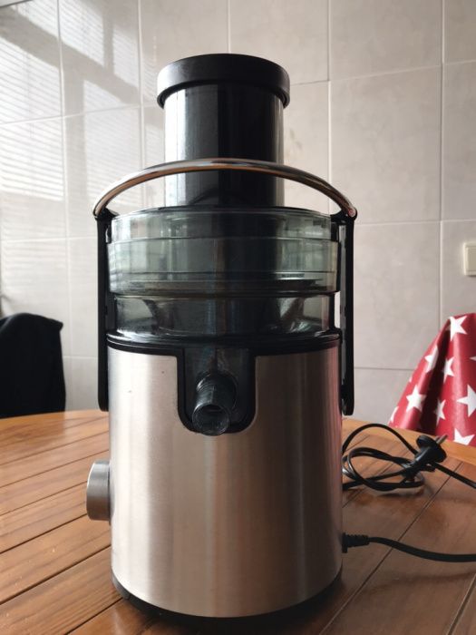 Máquina de SUMOS Qlive