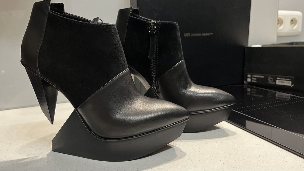 Botki czarne united nude 35