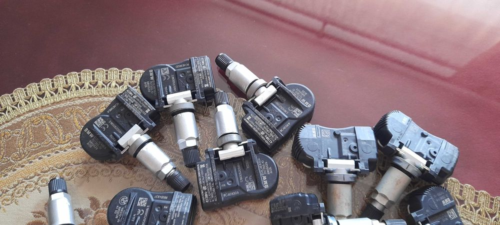 Czujniki ciśnienia powietrza  TPMS BMW Mini Ferrari  433MHz