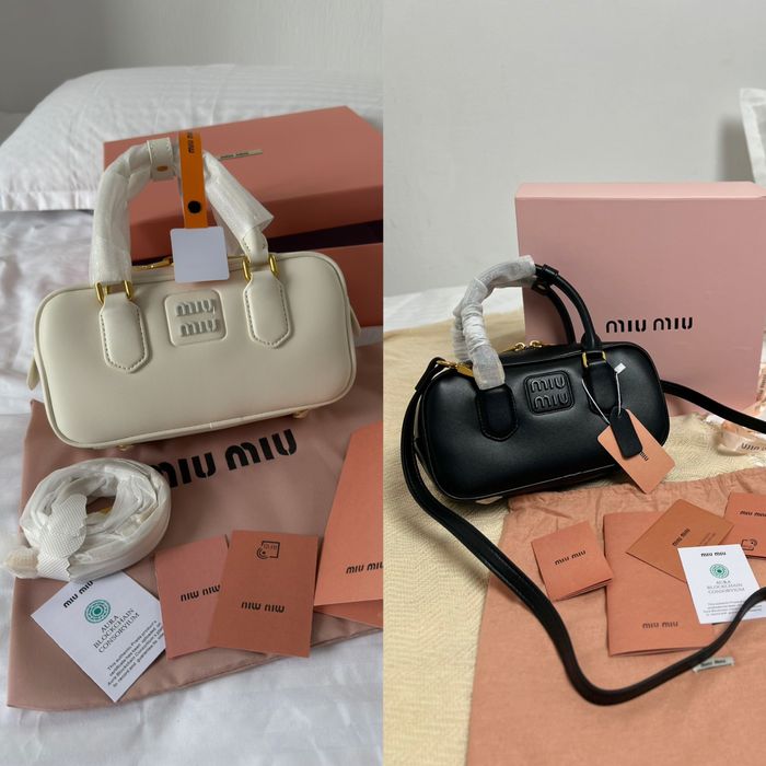 Сумка Miu Miu Arcadie Leather Bag біла, чорна