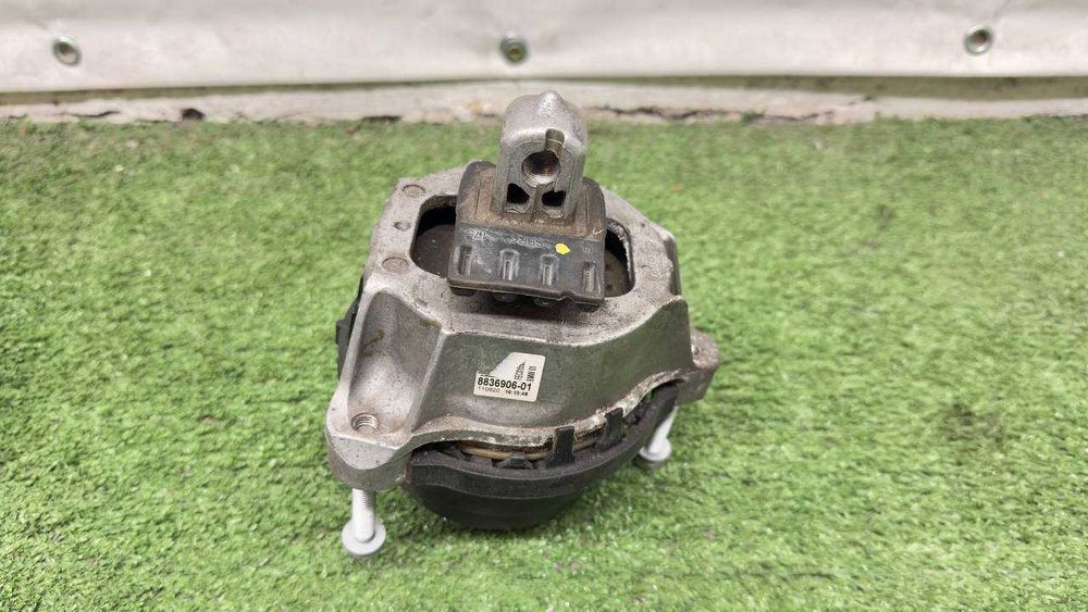 Подушка двигателя BMW G11 G12 G14 G15 G16 опора подушки ліва права