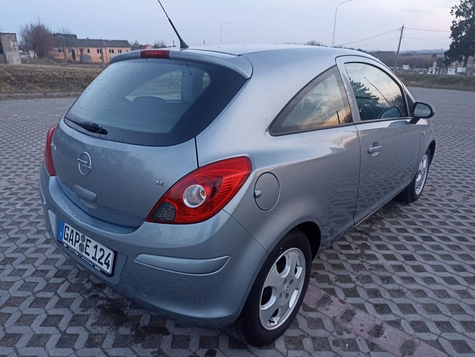 Opel Corsa D 1.2 benzyna z Niemiec