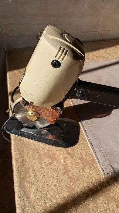 Máquina de corte de tecido