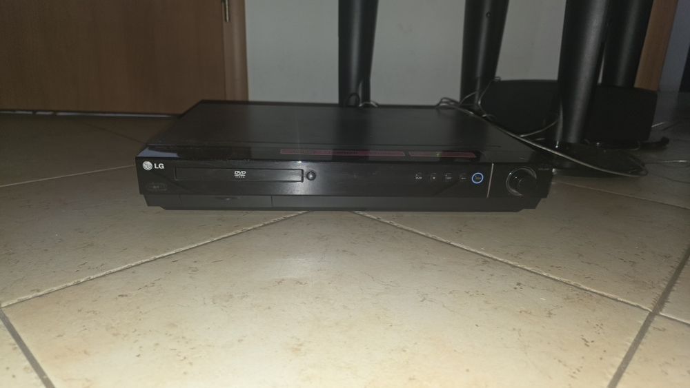 LG kino domowe z CD