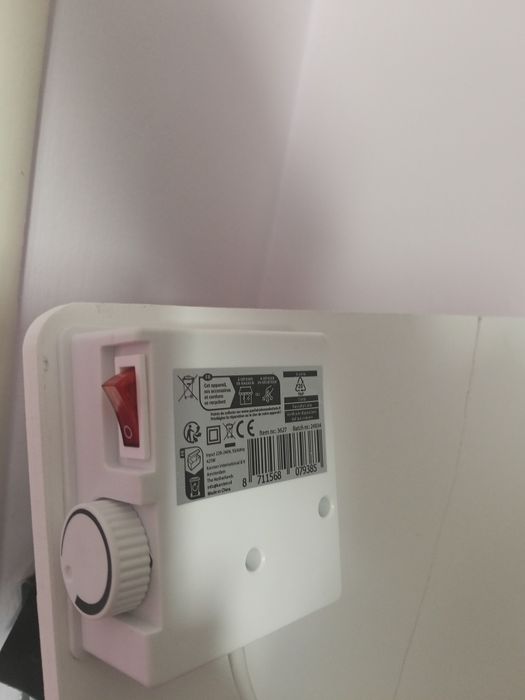Termostat i kabel zasilający do grzejnika panelowego 425W