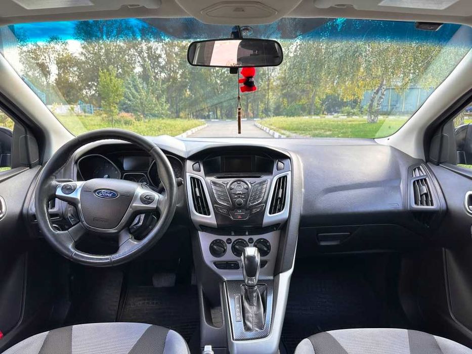 Ford Focus комплектация SE