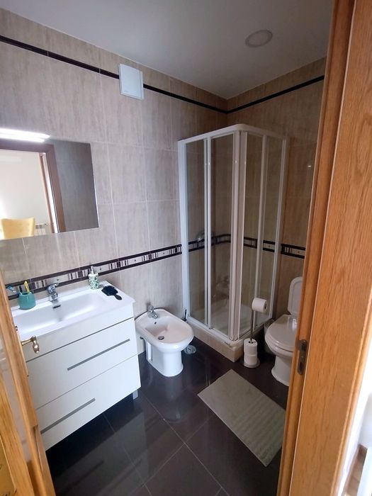 MORADIA T3 com  Garagem e Jardim -  Santa Clara , Coimbra 
SANTA CLARA, COIMBRA