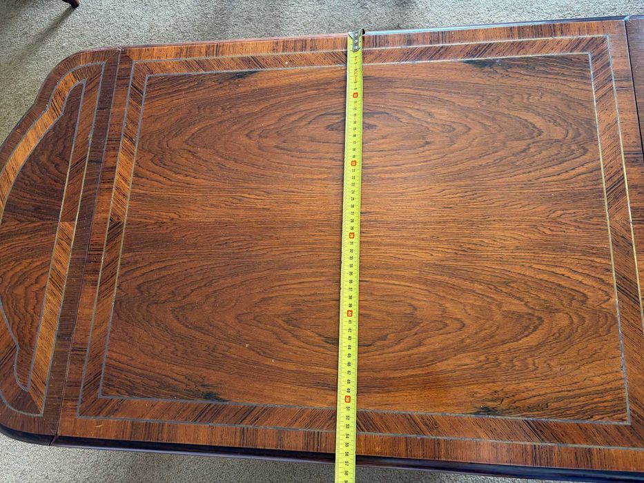 Mesa de Apoio / Centro Antiga Dobrável com Marquetaria – Estilo D. Maria II