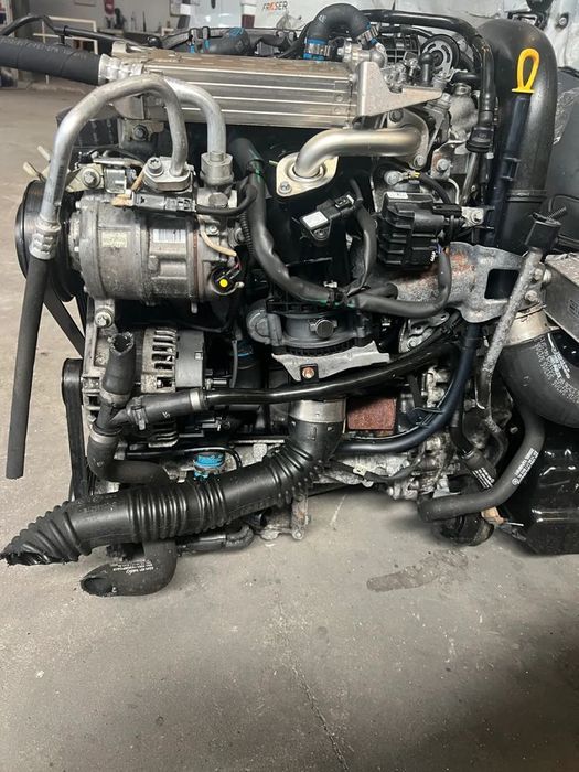 Motor Mercedes GLA CLA  651 930