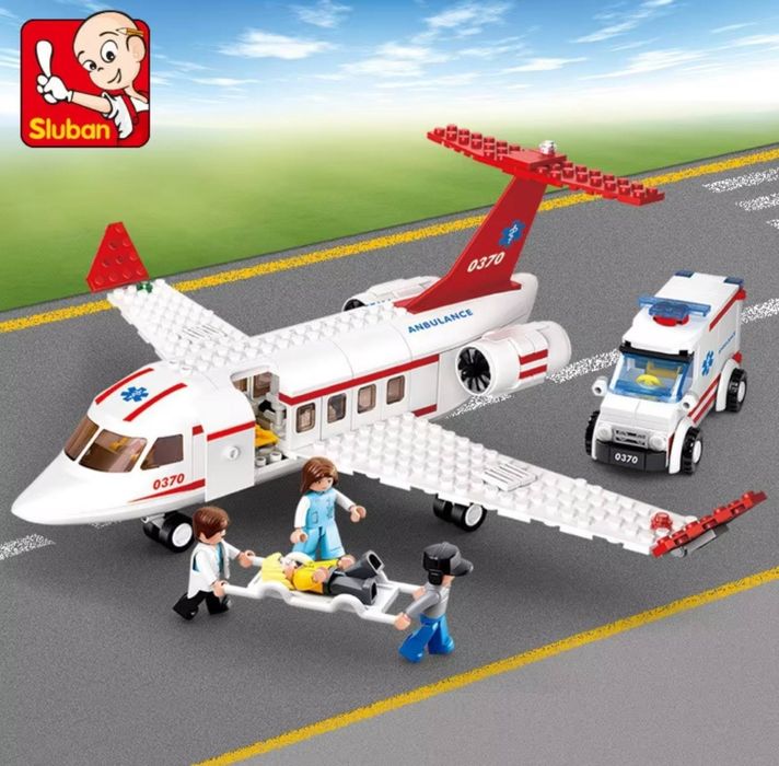 Конструктор самолёт скорая помощь  355 +шт Лего Lego