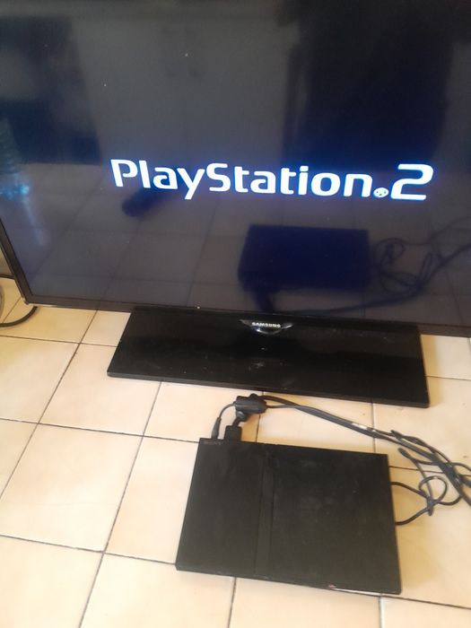Playstation slim com avaria